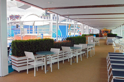 Couverture de terrasse de restaurant pour l'hotellerie de plein air et les camping par ACS production en toile tendue